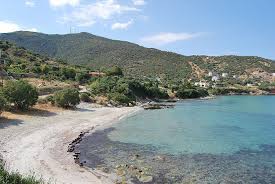 Συνεχείς οι επικίνδυνες αναζωπυρώσεις στην πυρκαγιά στην εύβοια. Petries Agioi Apostoloi Evia Greece Labetia Apartments