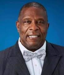 Robert Buckmaster's Instagram, Twitter & Facebook