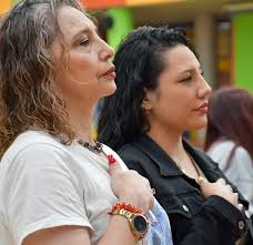 El Colegio Santa Luisa fue el escenario de un emotivo reencuentro que  reunió a egresados de distintas generaciones en una jornada cargada de  recuerdos, afecto y gratitud. Este encuentro se convirtió en