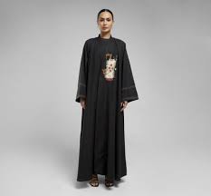 عبايه بنيه - عبايات نسائية وفساتين فاخرة - متجر سكب لاين