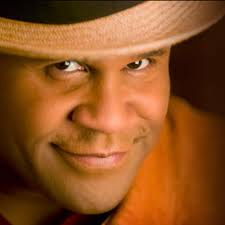 Victor Baxter's Instagram, Twitter & Facebook