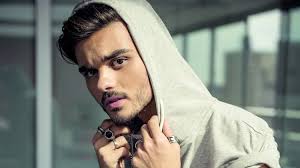 Contratar a Abraham Mateo