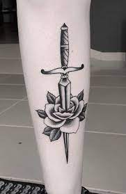Tadashi tattoo là địa chỉ xăm hình đẹp, uy tín ở tphcm. Pin De Alyssa Albanese Em Adaga Faca Tesoura Tatuagem De Faca Adagas Tattoo Tatuagem Escura