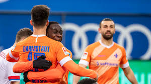 Fc heidenheim played against darmstadt 98 in 2 matches this season. Sv Darmstadt 98 Bejubelt Wichtigen Sieg In Richtung Klassenerhalt Kicker