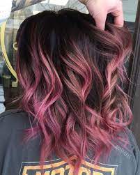 Purtroppo bisogna dire che non è un colore adatto a tutte non solo e richiede continue attenzioni, rischiando di rovinare la chioma. 450 Ottime Idee Su Capelli Rosa Nel 2022 Capelli Rosa Capelli Capelli Colorati