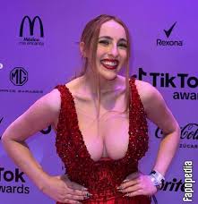 Kim Migneault Nude OnlyFans Leaks - Photo 4067132 - Fapopedia