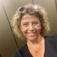 Julie Tabor's Instagram, Twitter & Facebook