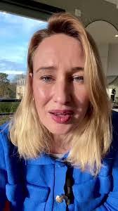 Leslie Neri's Instagram, Twitter & Facebook