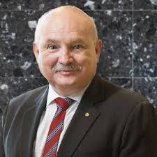 Daniel Murnane's Instagram, Twitter & Facebook