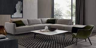 The fabric or leather upholstery is removable.for compositions different. Sofas Poliform Bristol