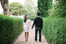 Check spelling or type a new query. 5 Inspirasi Outfit Pre Wedding Tema Casual Rancah Post