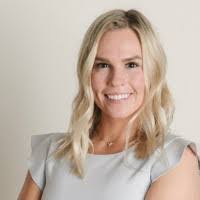 Alexandra Diggs's Instagram, Twitter & Facebook