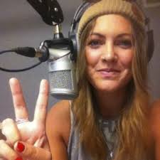 Stream Lauren Tomasi music