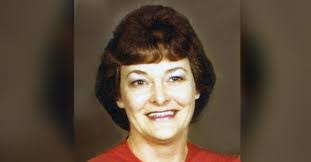 Elma Dean's Instagram, Twitter & Facebook