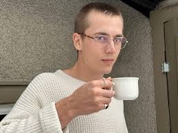 Stay-at-Home Boyfriend Quit Tech Job, Doesn't Plan to Return to Work