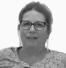 Lynda Sims's Instagram, Twitter & Facebook