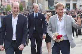 Der besonders frauen umschwärmte homosexuelle modedesigner guido maria kretschmer („shopping queen) feiert heute auf sylt hochzeit mit seinem langjährigen lebensgefährten frank mutters. Hochzeit