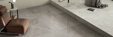 Throughout contemporary bathroom and kitchen decors, the marble style adds genuine character to walls and floors. Marble Effect