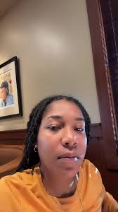 She love me 🤣🤣🤣