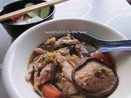 Entdecken sie bio shiitake vitalpilze als pulver, extrakt oder kapseln. Slow Cooked Chicken Shiitake Mushroom And Ginger Soup Slow Cooker By The Way