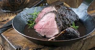 Le Sanglier Est Un Gibier Que L On Cuisine Rarement Pourtant Il Est Particulierement Gouteux Et Savoureux Comment Cuisiner Roti De Sanglier Sanglier Recette