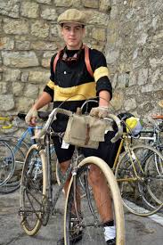 The Cycle Flaneur With Images Bicycle Chic Vintage Cycles Bicycle Fashion
