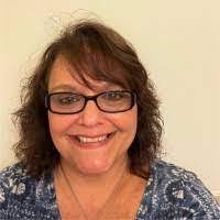 Vicky Cox's Instagram, Twitter & Facebook