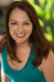 Leah Darling's Instagram, Twitter & Facebook