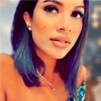 Emily Aman's Instagram, Twitter & Facebook