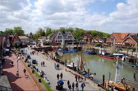 Enjoy the videos and music you love, upload original content, and share it all with friends, family, and the world on youtube. 16 Neuharlingersiel Ideen Ostfriesland Nordsee Deutsche Landschaft