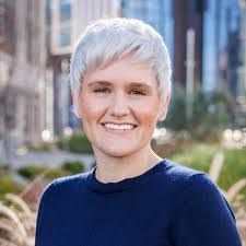 Shannon Ruppert's Instagram, Twitter & Facebook