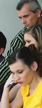 ACCOMPAGNER LES CADRES DE PROXIMITE DANS LEUR PRISE DE FONCTION, UN ENJEU  STRATEGIQUE