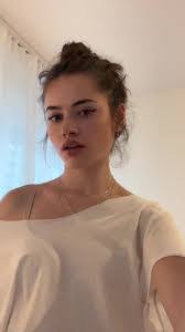 Olivia Scotti's Instagram, Twitter & Facebook