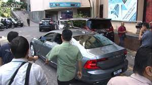Anwar ibrahim car test review ?? Yes We Will Be Changing Our Government Soon But Did Our Politicians Change Their Cars Too Wapcar