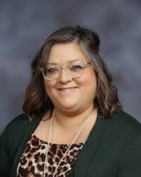 Crystal Gillette's Instagram, Twitter & Facebook