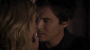 Do Hanna and Caleb get married in the series finale of Pretty Little Liars?