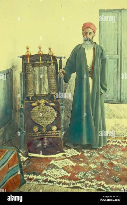 Samaritan High Priest and ancient scroll. 1950, Middle East Stock Photo - Alamy
