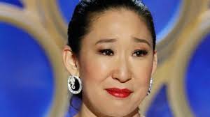 Killing's Eve Sandra Oh makes history as first Asian to win multiple Golden  Globes AND to host show
