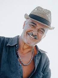 José rogério filipe samora is a portuguese actor. Rogerio Samora Tem Quadro Grave Apos Parada Cardiaca Em Gravacao
