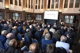 It seminar topics >> adaptive brain interfaces seminar report, ppt, pdf. Bochum Treff Von Innovativen Operationstechniken Bis Zum Brain Machine Interface Biermann Medizin
