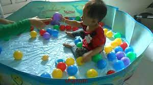 Bicara soal kolam renang anak, sahabat bisa temukan beragam jenis ukuran, … Unpacking Kolam Renang Bestway Kolam Renang Bayi Tanpa Pompa Youtube