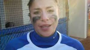 Softball Splits with TAMIU