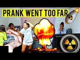 End Of The World Prank On My Roommate Gone Wrong Youtube