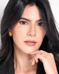 Luisa Russo @luisarussoj #informanewface #colombia #blackandwhite #portrait  #agencia