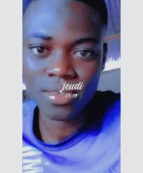 Apre plizyè mwa pa gen okenn moun ki te gen nouvèl li, enben Wendyyy gentan  chofe entènèt la ak anons sòti nouvo videyo li a.