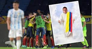 In their second match, the argentines got the better of uruguay as they beat luis. El Goce De Colombia Y Los Memes Del Partido