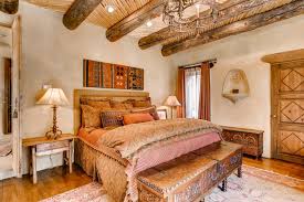 Country home decorating ideas, country living and country home decor. Western Decorating Style Bedrooms Kitchens Living Rooms And More Hgtv