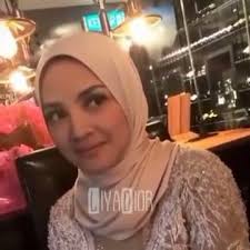 Dia cantik tapi muka dia beku. Hero Seorang Cinderella Home Facebook