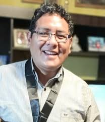 El abogado RENATO JOSUÉ ROJAS HIDALGO colegiado con registro C.A.J N° 2609  egresado y titulado por la Universidad de San Martín de Porres -Lima, con  Maestría el Recursos Humanos y Gestión Organizacional