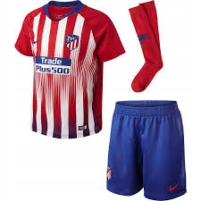 Команда по футболу играет в таких чемпионатах: Kaplica Kryzys Wirus Atletico Madryt Stroje Maurapaparo Asd It